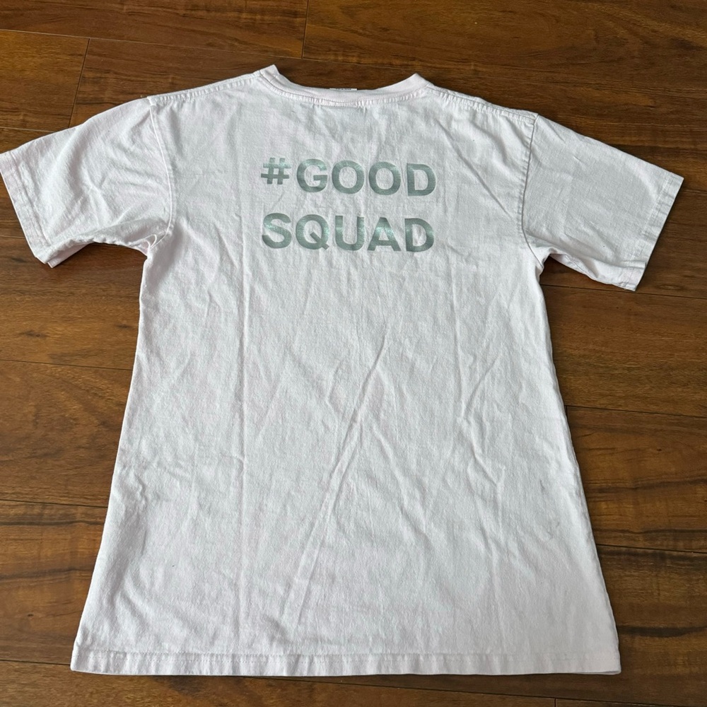 NEW GOOD AMERICAN GOOD SQUAD T-SHIRT SZ 2/3 MEDIUM/LARGE